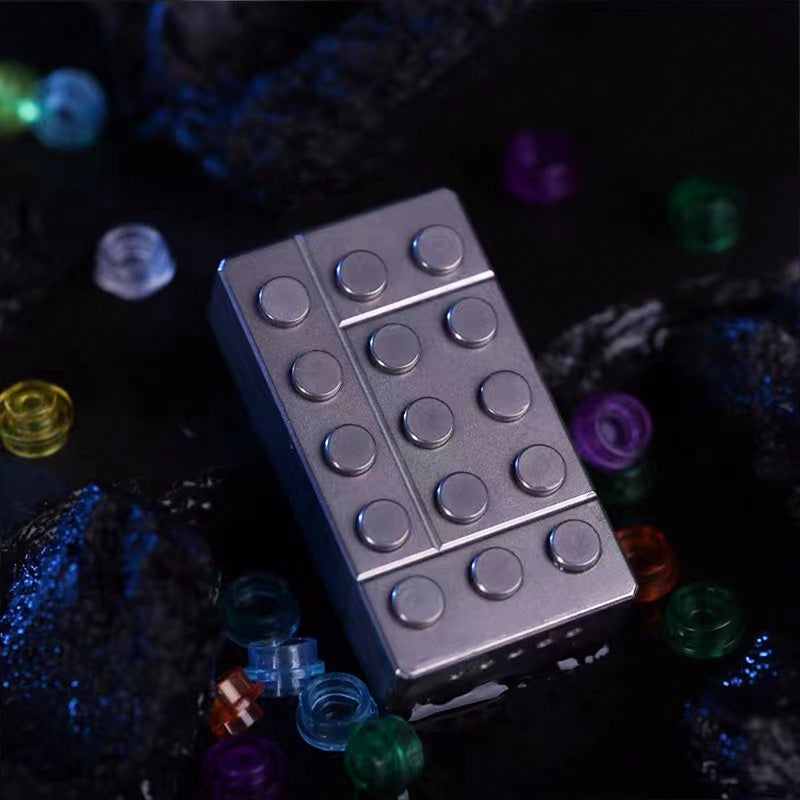 EDC Magnetic Metal Push Card