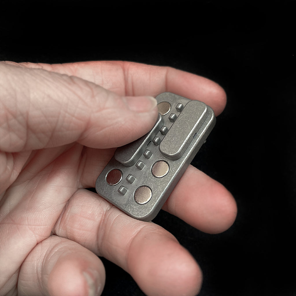 Seesaw Pushboard Magnetic Decompression